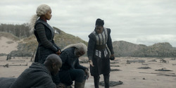 HouseOfTheDragon_3x02-QueensLanding_01814