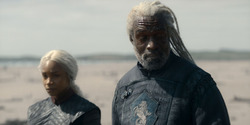 HouseOfTheDragon_3x02-QueensLanding_01887