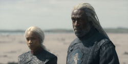 HouseOfTheDragon_3x02-QueensLanding_01893