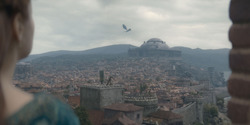 HouseOfTheDragon_3x02-QueensLanding_01914