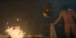 HouseOfTheDragon_3x02-QueensLanding_01933