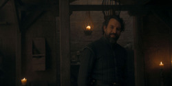 HouseOfTheDragon_3x02-QueensLanding_01957