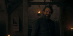 HouseOfTheDragon_3x02-QueensLanding_01958