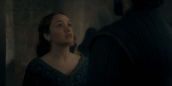 HouseOfTheDragon_3x02-QueensLanding_02009