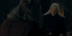 HouseOfTheDragon_3x02-QueensLanding_02070