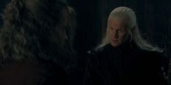 HouseOfTheDragon_3x02-QueensLanding_02081