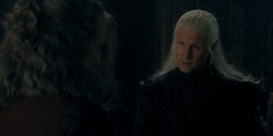 HouseOfTheDragon_3x02-QueensLanding_02082