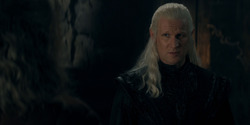 HouseOfTheDragon_3x02-QueensLanding_02096