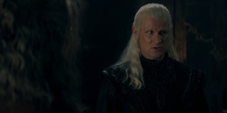 HouseOfTheDragon_3x02-QueensLanding_02105