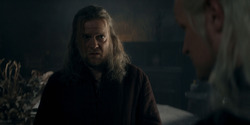 HouseOfTheDragon_3x02-QueensLanding_02127
