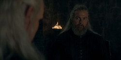 HouseOfTheDragon_3x02-QueensLanding_02148