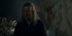 HouseOfTheDragon_3x02-QueensLanding_02157