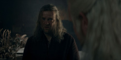 HouseOfTheDragon_3x02-QueensLanding_02158