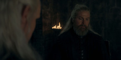 HouseOfTheDragon_3x02-QueensLanding_02160