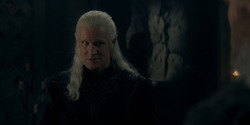 HouseOfTheDragon_3x02-QueensLanding_02164