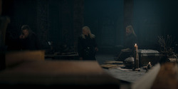 HouseOfTheDragon_3x02-QueensLanding_02177