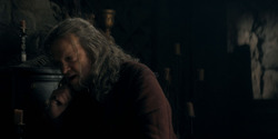 HouseOfTheDragon_3x02-QueensLanding_02185