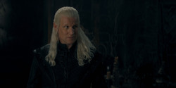 HouseOfTheDragon_3x02-QueensLanding_02196