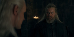 HouseOfTheDragon_3x02-QueensLanding_02203