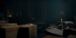 HouseOfTheDragon_3x02-QueensLanding_02215