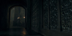 HouseOfTheDragon_3x02-QueensLanding_02241