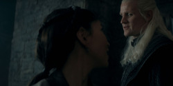 HouseOfTheDragon_3x02-QueensLanding_02291