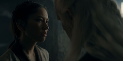 HouseOfTheDragon_3x02-QueensLanding_02316
