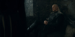 HouseOfTheDragon_3x02-QueensLanding_02358