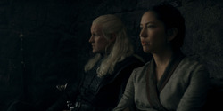 HouseOfTheDragon_3x02-QueensLanding_02391