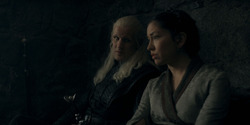 HouseOfTheDragon_3x02-QueensLanding_02413