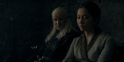 HouseOfTheDragon_3x02-QueensLanding_02426