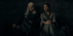 HouseOfTheDragon_3x02-QueensLanding_02431