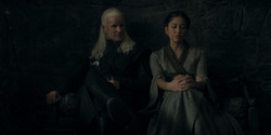 HouseOfTheDragon_3x02-QueensLanding_02438