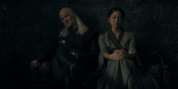 HouseOfTheDragon_3x02-QueensLanding_02440