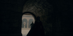 HouseOfTheDragon_3x02-QueensLanding_02483