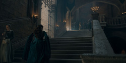 HouseOfTheDragon_3x02-QueensLanding_02500