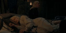 HouseOfTheDragon_3x02-QueensLanding_02575