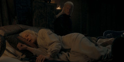 HouseOfTheDragon_3x02-QueensLanding_02601