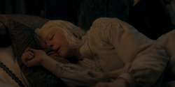 HouseOfTheDragon_3x02-QueensLanding_02639