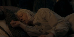 HouseOfTheDragon_3x02-QueensLanding_02648