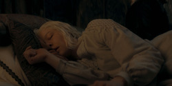 HouseOfTheDragon_3x02-QueensLanding_02649