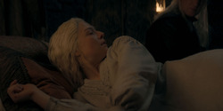 HouseOfTheDragon_3x02-QueensLanding_02660