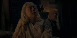 HouseOfTheDragon_3x02-QueensLanding_02689