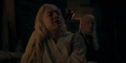 HouseOfTheDragon_3x02-QueensLanding_02693
