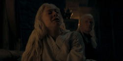 HouseOfTheDragon_3x02-QueensLanding_02695