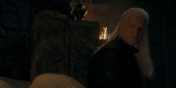 HouseOfTheDragon_3x02-QueensLanding_02718