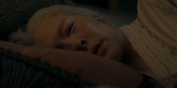 HouseOfTheDragon_3x02-QueensLanding_02735