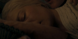 HouseOfTheDragon_3x02-QueensLanding_02773