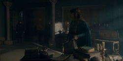HouseOfTheDragon_3x02-QueensLanding_02809