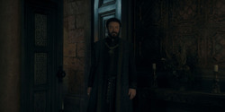 HouseOfTheDragon_3x02-QueensLanding_02839